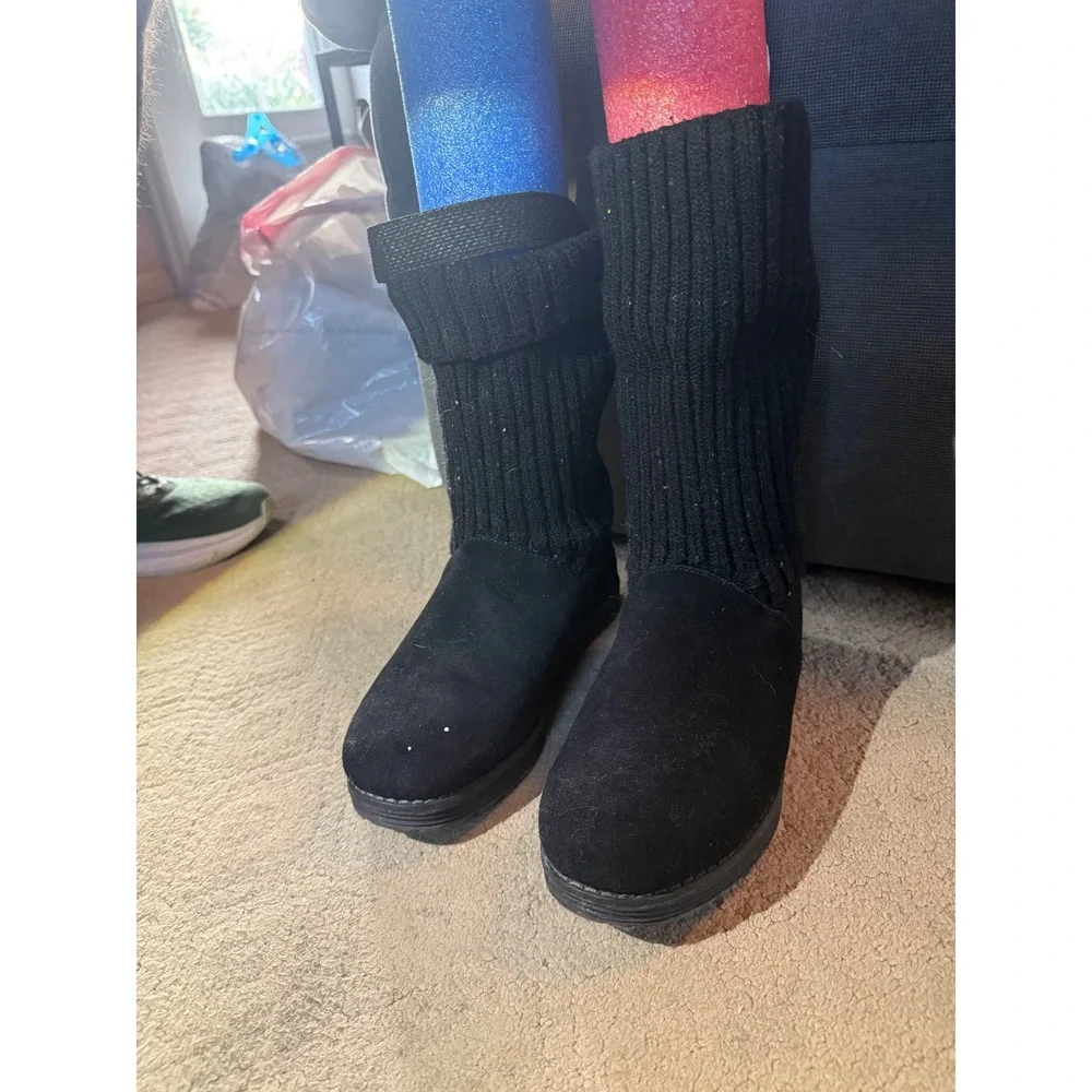 Skechers mid calf